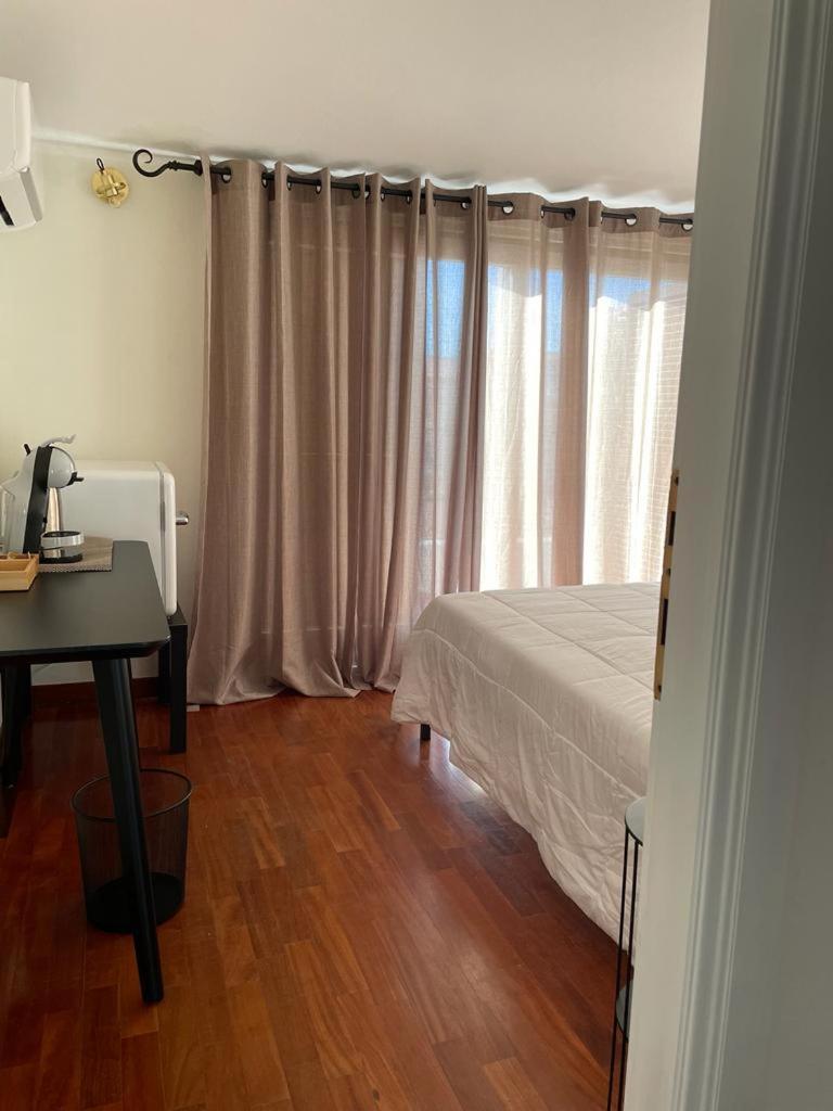 Excellent Rooms Paola'S Olbia Esterno foto