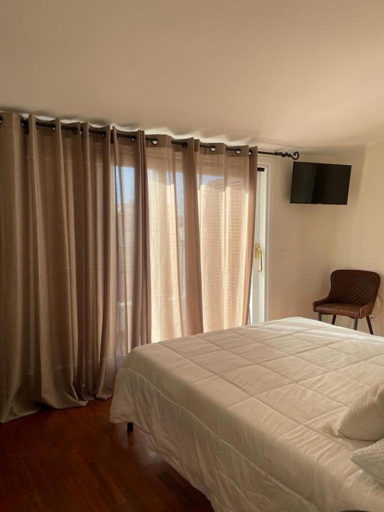 Excellent Rooms Paola'S Olbia Esterno foto
